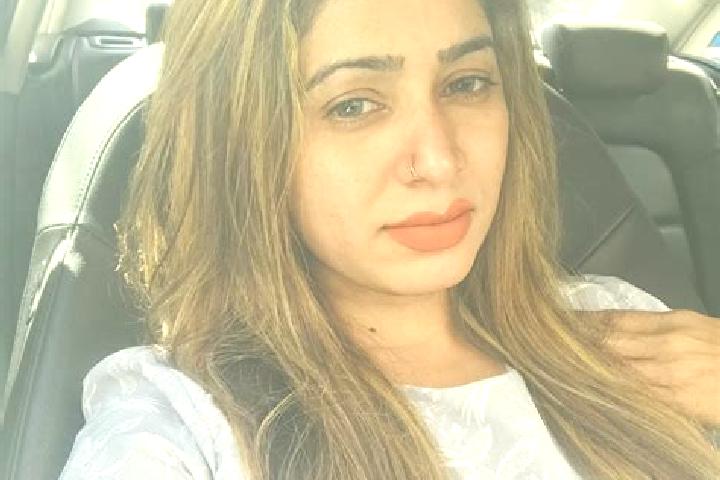 Escorts Peliyagoda, Sri Lanka — Local Companions