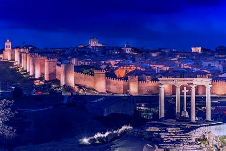 Escorts Penalba de Avila, Spain — Local Companions