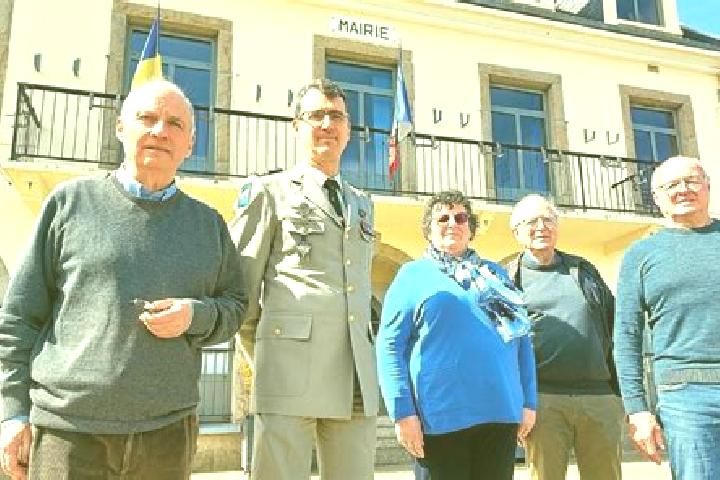 Escorts Penvenan, France — Local Companions