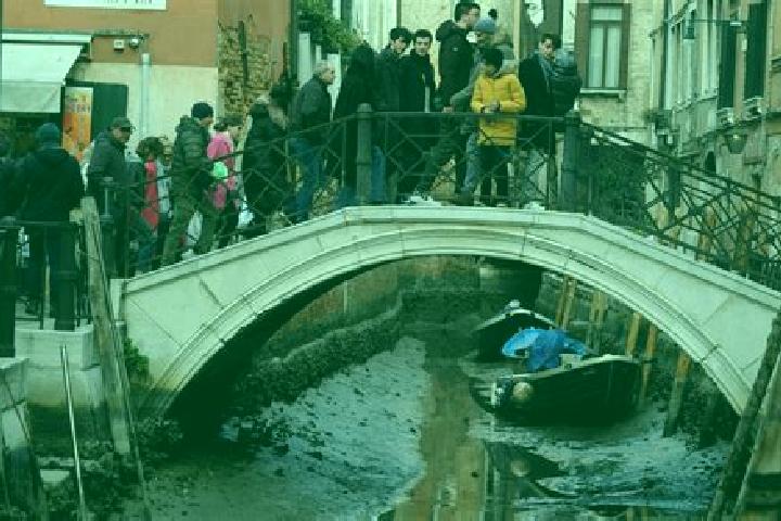Escorts Pera, Italy — Local Companions