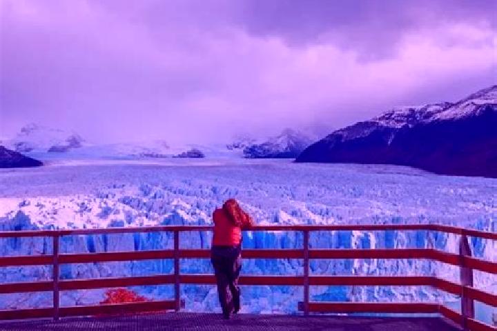 Escorts Perito Moreno, Argentina — Local Companions