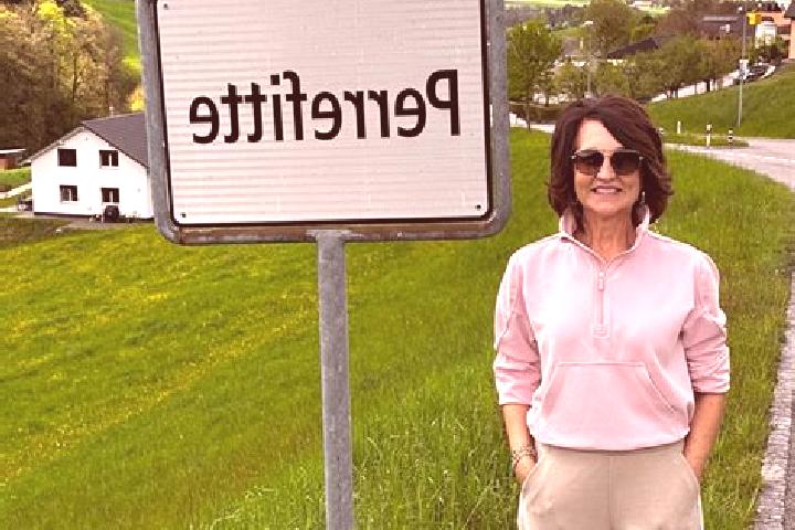 Escorts Perrefitte, Switzerland — Local Companions