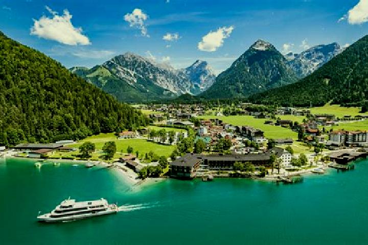 Escorts Pertisau, Austria — Local Companions
