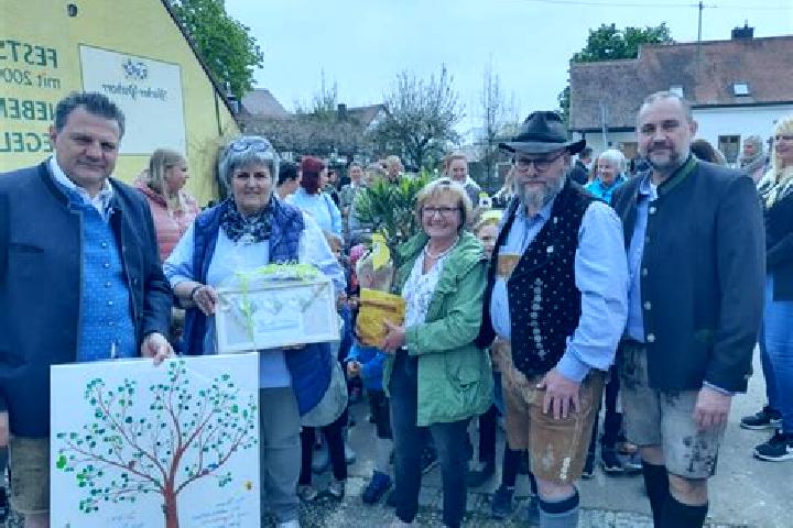 Escorts Pfaffenhofen an der Roth, Germany — Local Companions