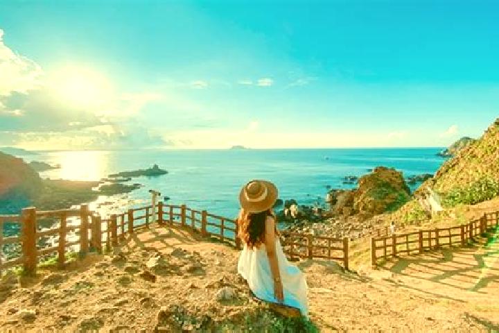 Escorts Phu Yen, Vietnam — Local Companions
