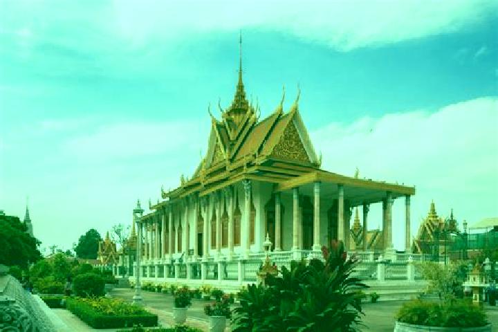 Escorts Phumi Trapeang Montrei, Cambodia — Local Companions