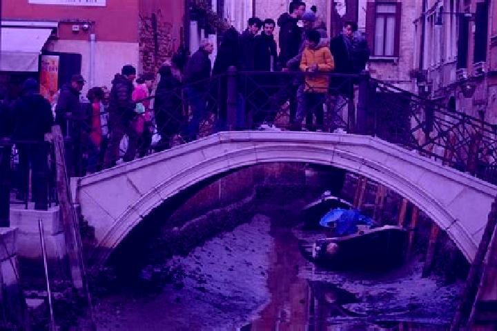 Escorts Pianezze, Italy — Local Companions