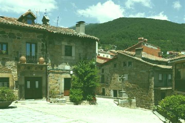 Escorts Piedralaves, Spain — Local Companions
