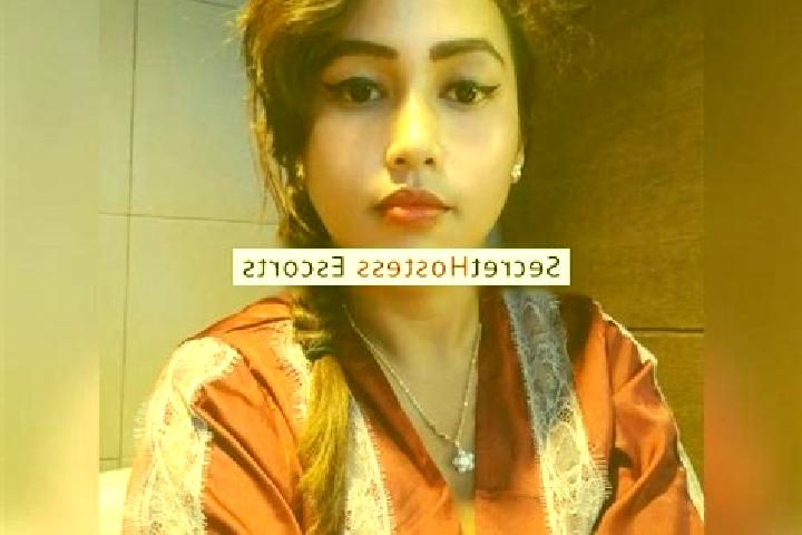 Escorts Pinggirsari, Indonesia — Local Companions
