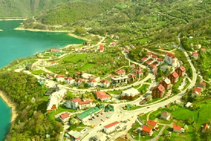 Escorts Pluzine, Montenegro — Local Companions