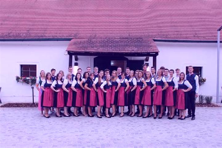 Escorts Poettelsdorf, Austria — Local Companions