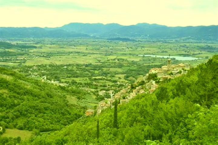 Escorts Poggio Bustone, Italy — Local Companions