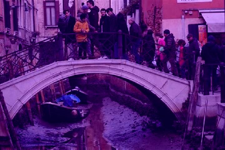 Escorts Poggiomarino, Italy — Local Companions