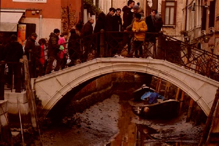 Escorts Polia, Italy — Local Companions