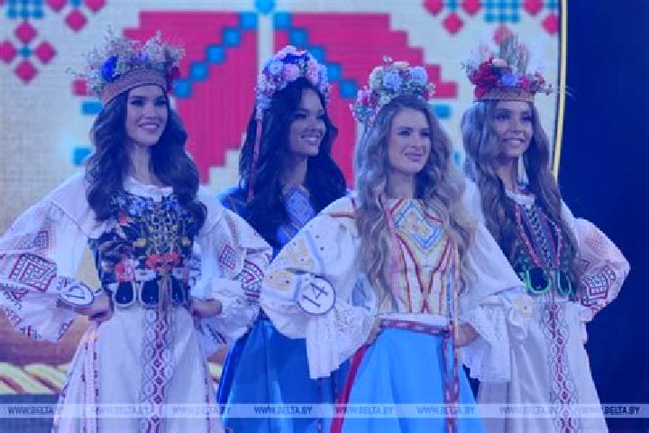 Escorts Polotsk, Belarus — Local Companions