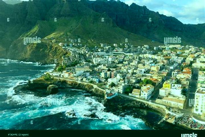 Escorts Ponta do Sol, Cape Verde — Local Companions