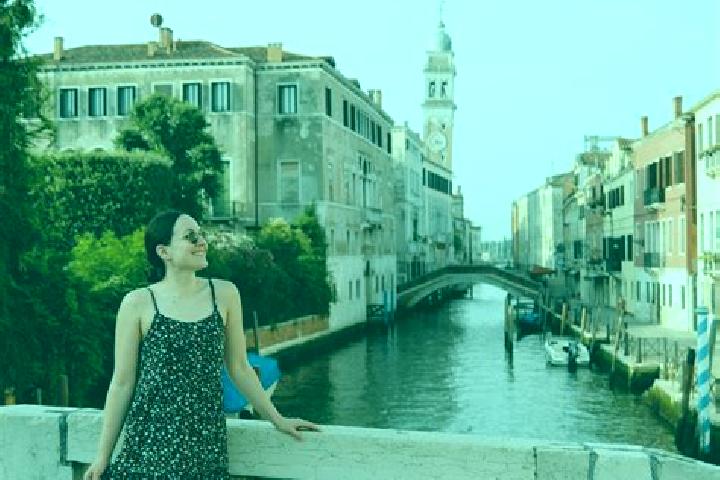Escorts Ponte San Lorenzo, Italy — Local Companions