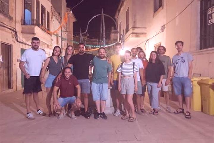 Escorts Porreres, Spain — Local Companions