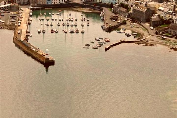 Escorts Port Saint Mary, Isle of Man — Local Companions