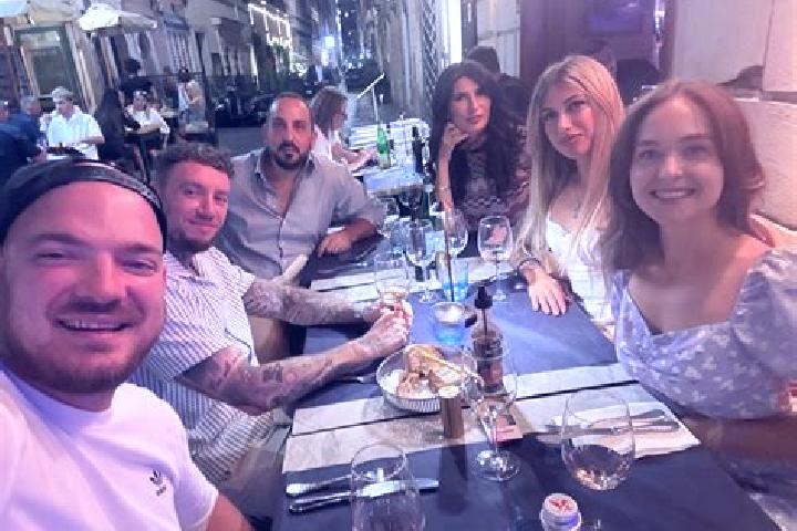 Escorts Porto Viro, Italy — Local Companions