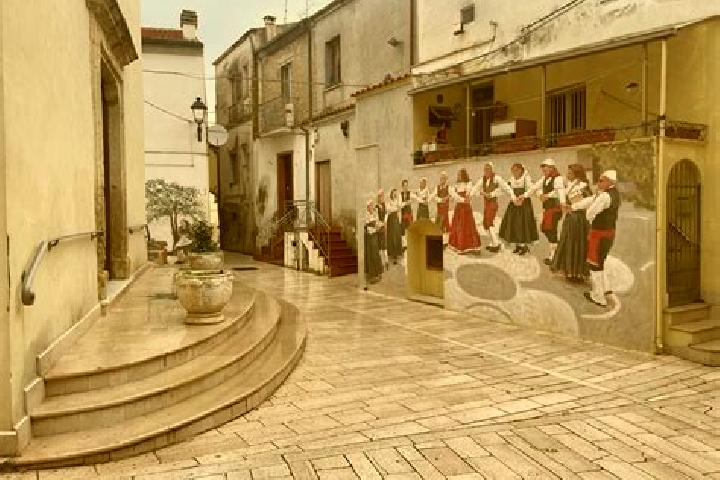 Escorts Portocannone, Italy — Local Companions