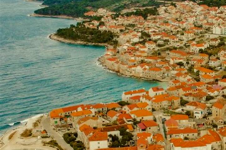 Escorts Postira, Croatia — Local Companions