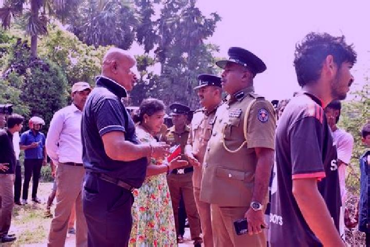 Escorts Pottuvil, Sri Lanka — Local Companions