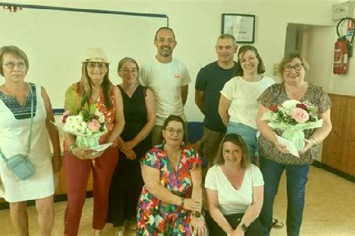 Escorts Pouille-les-Coteaux, France — Local Companions