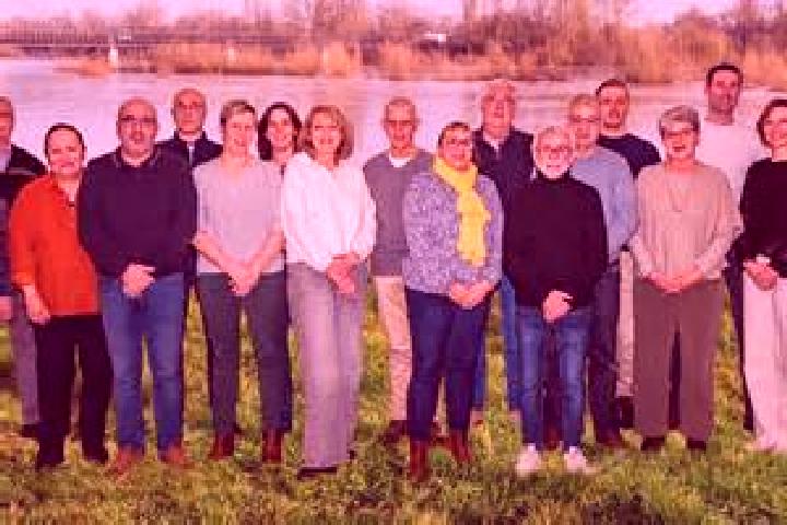 Escorts Pouilly, France — Local Companions