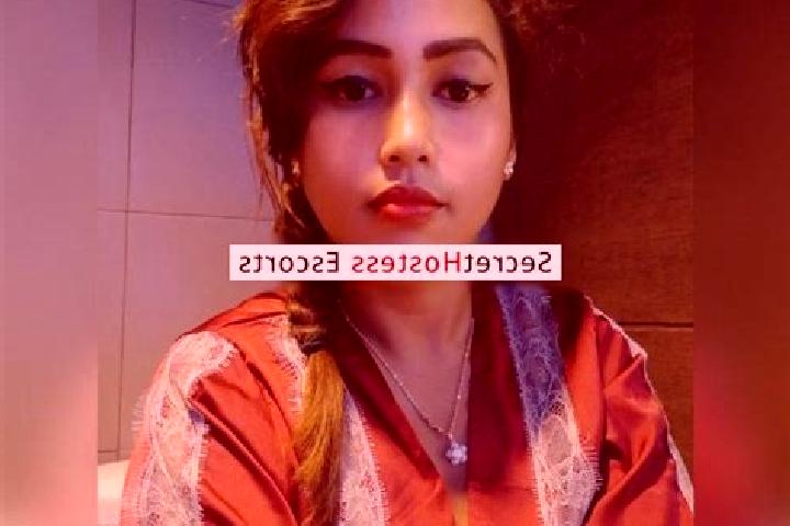 Escorts Prailangina, Indonesia — Local Companions