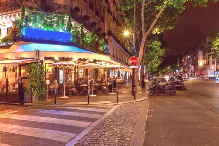 Escorts Preures, France — Local Companions