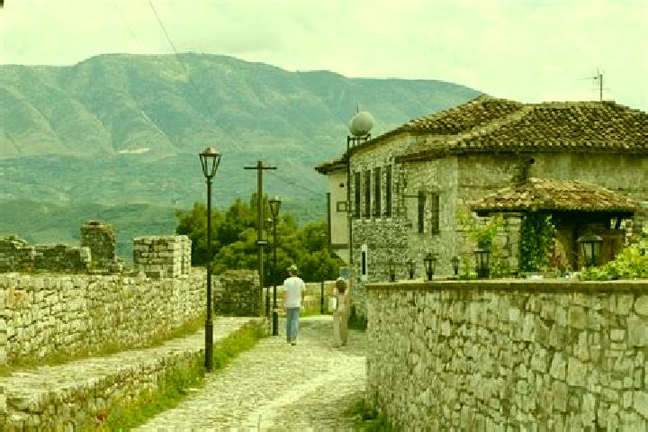 Escorts Preze, Albania — Local Companions