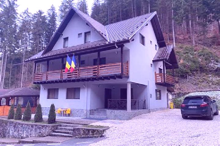 Escorts Puchenii Mari, Romania — Local Companions
