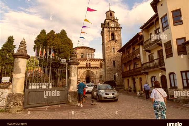 Escorts Puente Viesgo, Spain — Local Companions
