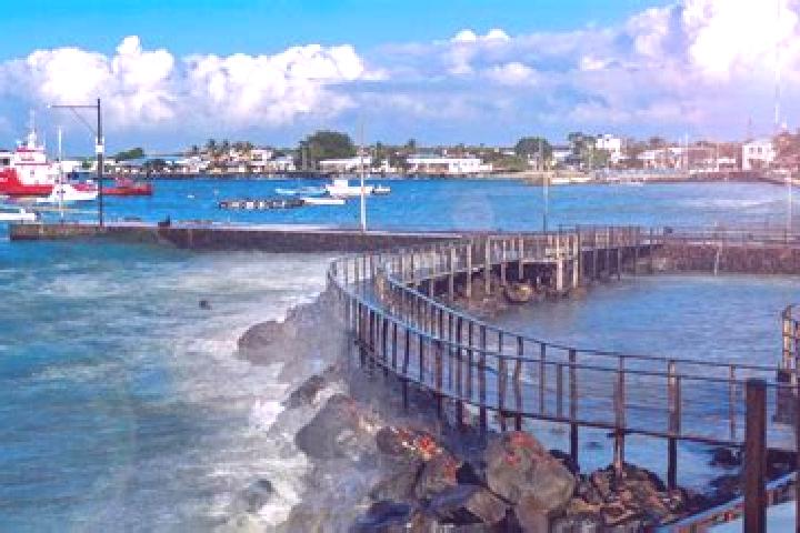 Escorts Puerto Baquerizo Moreno, Ecuador — Local Companions