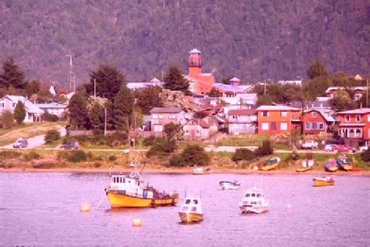 Escorts Puerto Cisnes, Chile — Local Companions