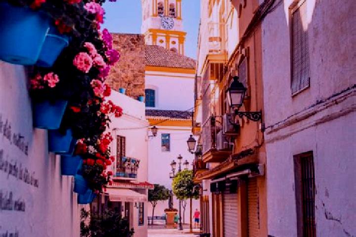 Escorts Pujerra, Spain — Local Companions