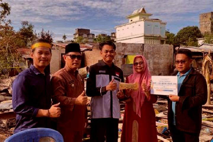 Escorts Pulau Kijang, Indonesia — Local Companions