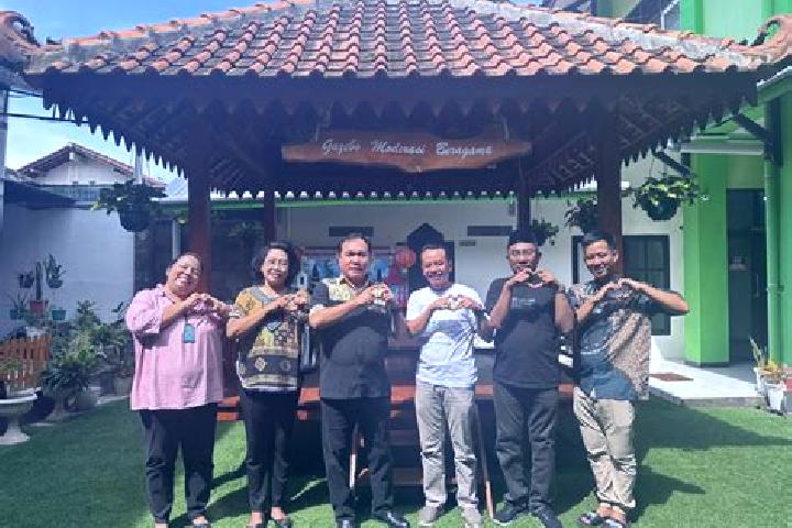 Escorts Purbalingga, Indonesia — Local Companions