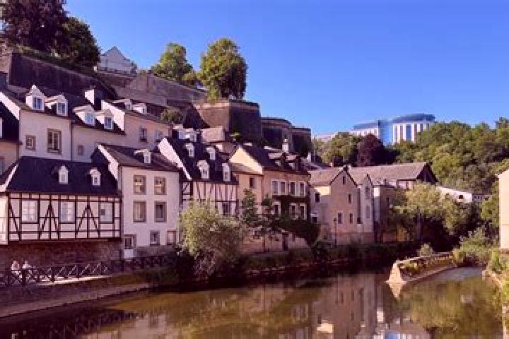 Escorts Putscheid, Luxembourg — Local Companions