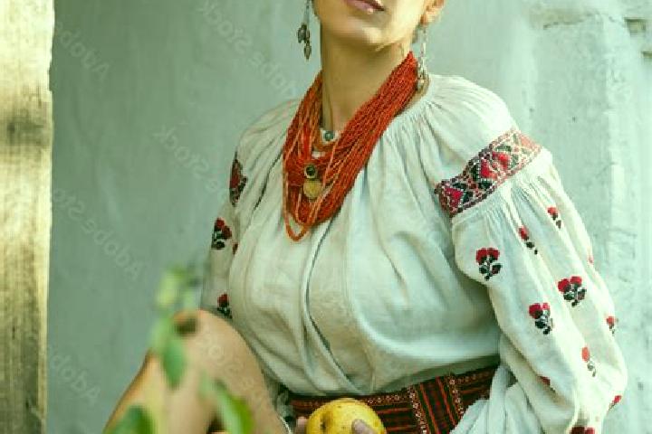 Escorts Putyla, Ukraine — Local Companions