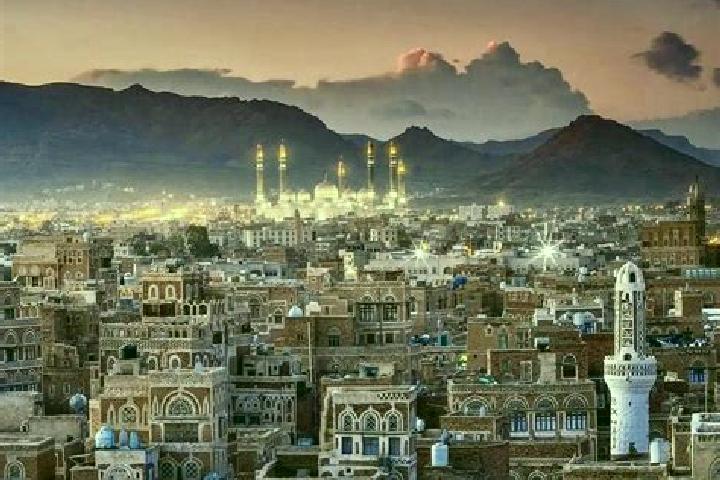 Escorts Qalansiyah, Yemen — Local Companions
