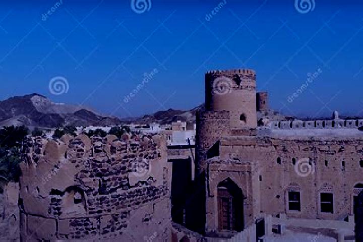 Escorts Qaryat al Qabil, Yemen — Local Companions