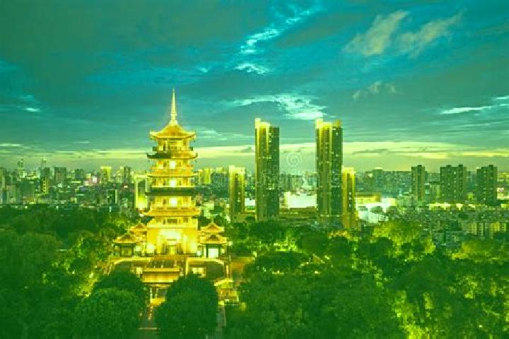 Escorts Qiandeng, China — Local Companions