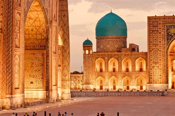 Escorts Qo qon, Uzbekistan — Local Companions