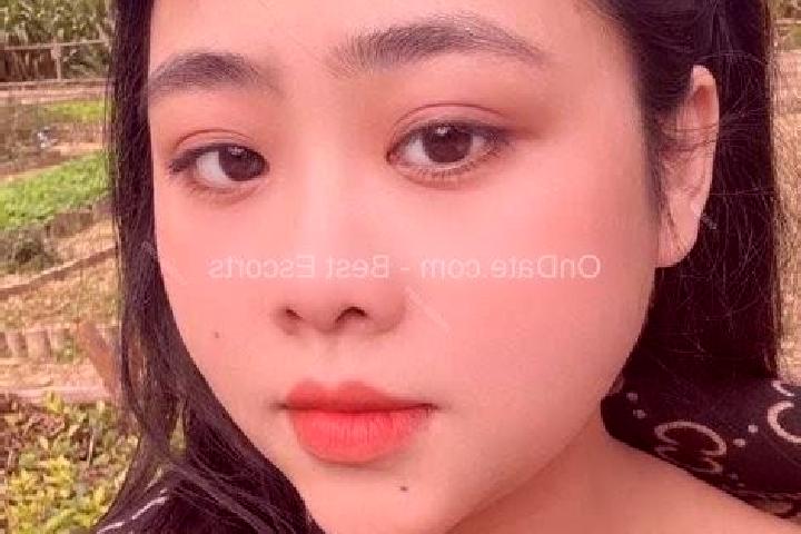 Escorts Que, Vietnam — Local Companions