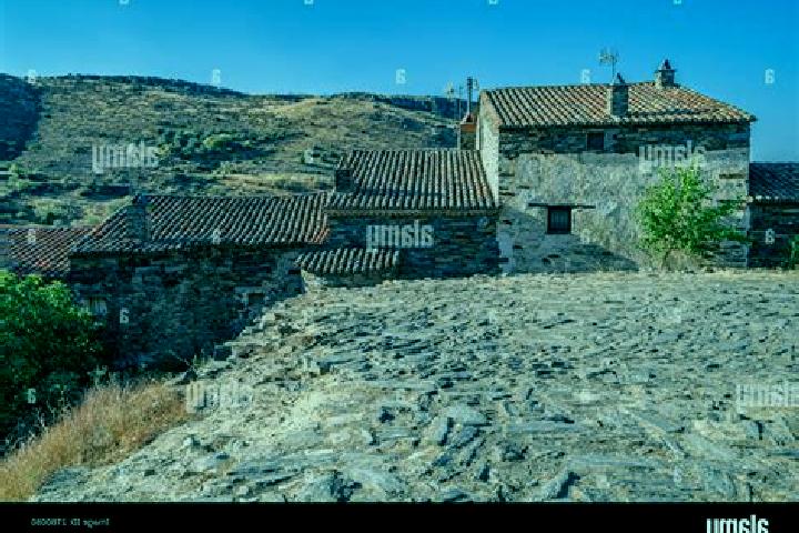 Escorts Quintanilla de Arriba, Spain — Local Companions