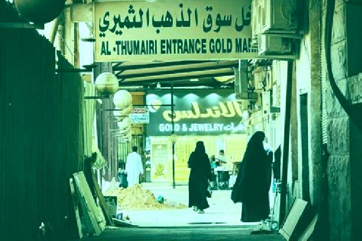 Escorts Qurayyat, Saudi Arabia — Local Companions