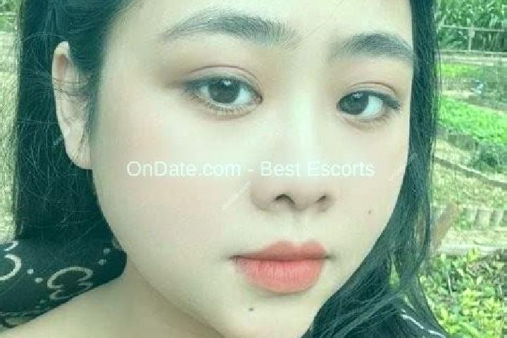 Escorts Quy GJat, Vietnam — Local Companions