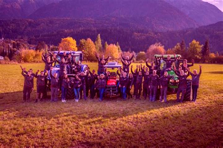 Escorts Radenthein, Austria — Local Companions